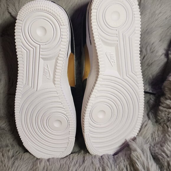 *NIB* Nike Air Force 1's  M 6.5 W 8 - Picture 9 of 9